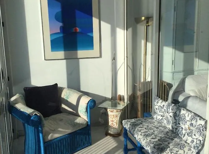 Будинок відпочинку Marina Capo Pino