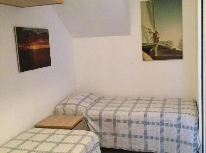 Marina Capo Pino Holiday home *