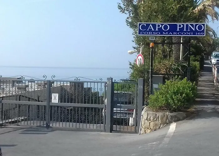 Marina Capo Pino Будинок відпочинку *